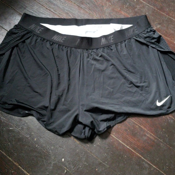 2x nike shorts